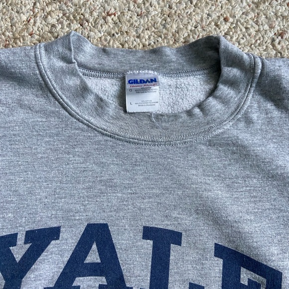 Yale Bulldogs Collegiate Sports Crewneck Sweatshirt size L - Picture 3 of 4